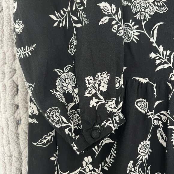 Old Navy Tiered Maxi Dres Black & White Medium - Picture 7 of 13